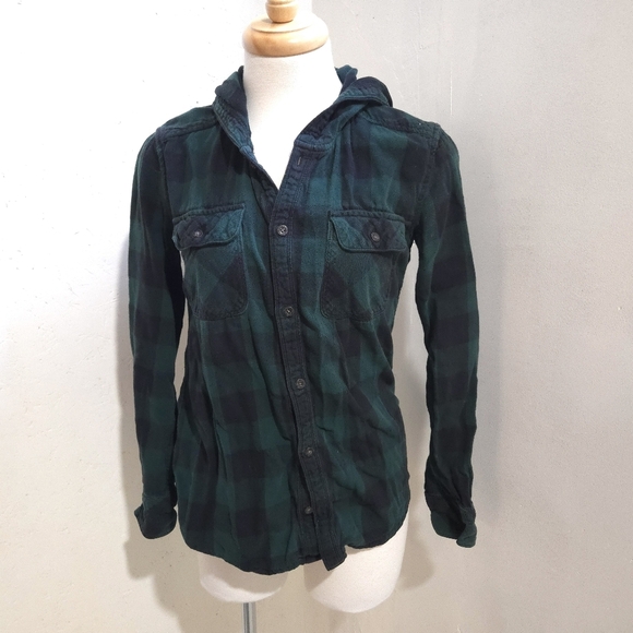 TNA |  Green Plaid Hooded button up flannel boyfriend fit - Picture 2 of 12